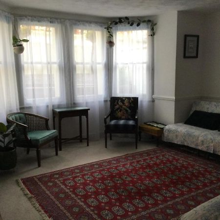 ランディドノー Garden Flat 1 Bed & Breakfast エクステリア 写真